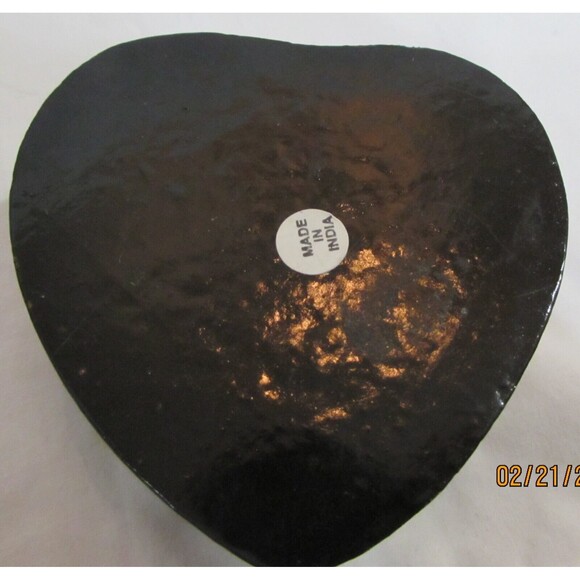 Vintage Heart Shaped Trinket Box, Paper Mache' Floral made in India black red - Picture 5 of 7